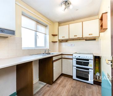 2 bedroom house to rent Keaton Close, Crownhill, Milton Keynes, MK8 - Photo 6