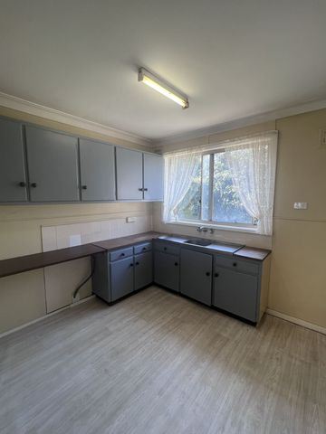 Cozy One Bedroom Home - With Ample Storage - Photo 3