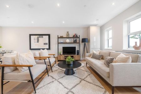 2 Bed Flat, Tulse Hill, SW2 - Photo 5