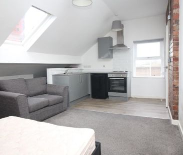 Studio to rent - Photo 4