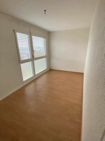 Appartement familial de 4.5 pièces proche des écoles - Photo 2