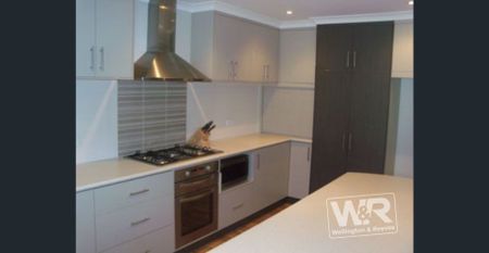 MODERN & SPACIOUS 4x2 HOME IN McKAIL - Photo 3