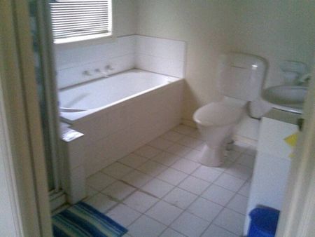 Northcote - Photo 5