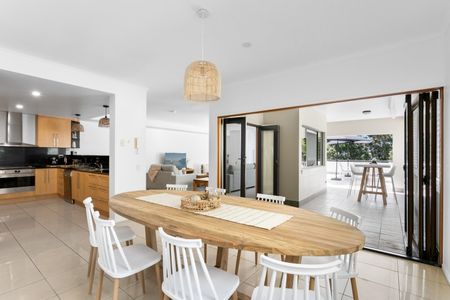 Prime location, Furnished - Photo 4