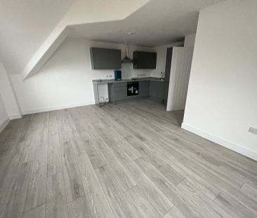 2 Bedroom Apartment - Photo 4