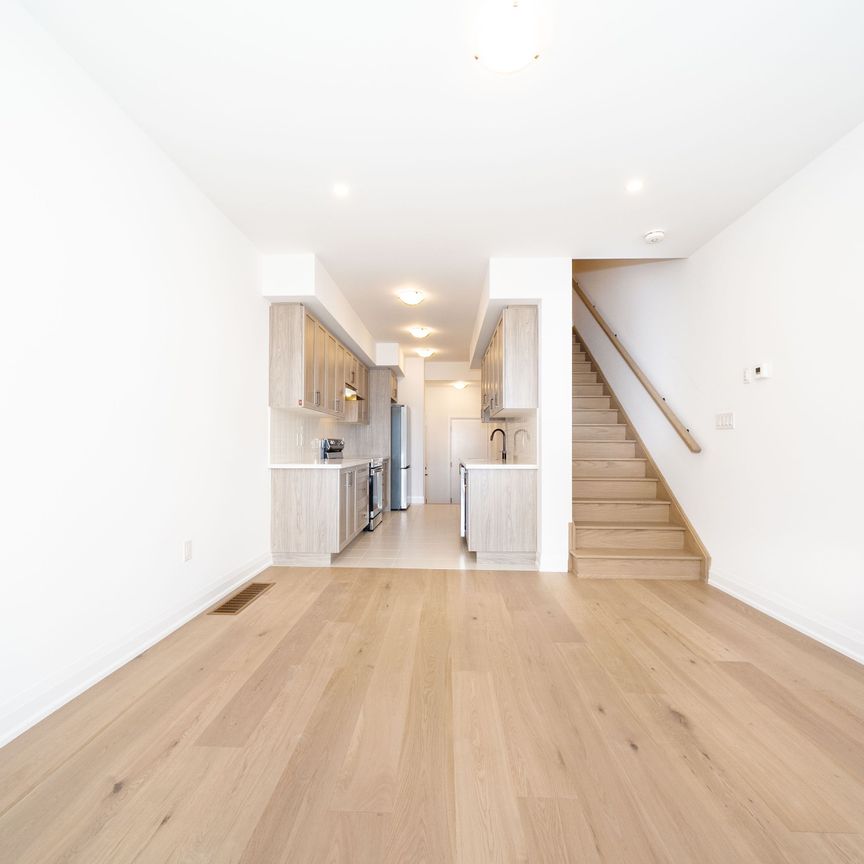 For Lease - 26-1 Ranch Terrace, Barrie, Ontario - Photo 1