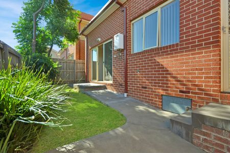 10B Margaret Grove, Preston VIC 3072 - Photo 3