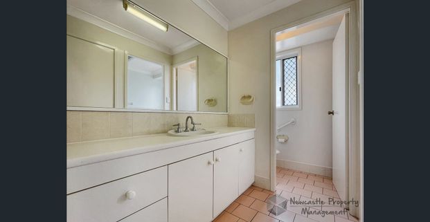 Beautiful Family Home - Photo 1