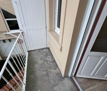 Location Appartement 3 pièces 49m² - Photo 4