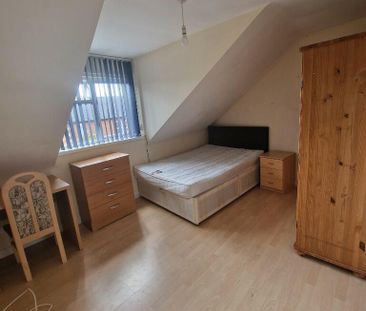 7 bedroom maisonette to rent - Photo 1