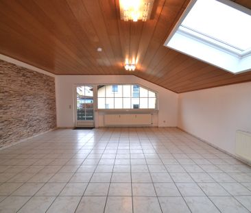 **Königswinter: Charmante Dachgeschosswohnung am Fuße des Ölbergs, ... - Foto 1