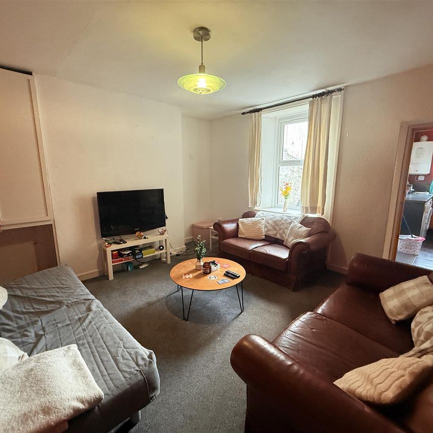 18 Ambrose Street - Photo 1