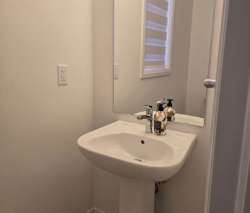 For Lease - 40 Lemon Avenue, Thorold, Ontario - Photo 3