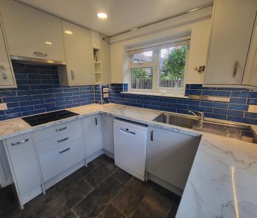 2 bedroom maisonette to rent - Photo 2