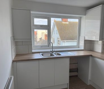 Nyewood Lane, Bognor Regis - Photo 4