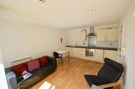 1 bedroom flat to rent - Photo 3