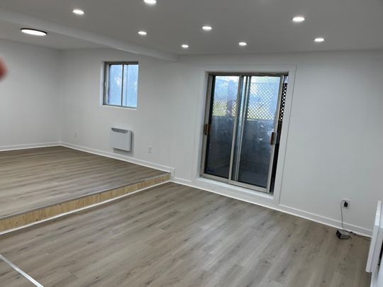 4 1/2 à louer\ 2 bedrooms for rent Pierrefonds, West Island - Photo 1