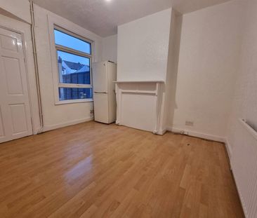 Pemdevon Road, Croydon - Photo 1