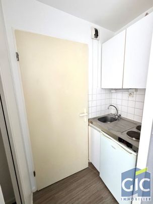 Location Appartement 1 pièce 18m² - Photo 1