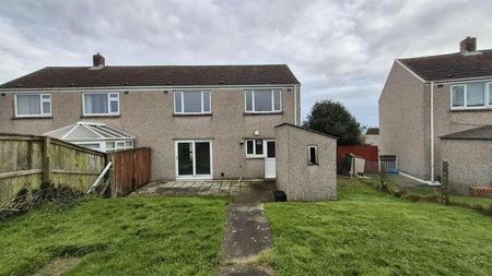 Cawdor Close, Haverfordwest, SA61 - Photo 2