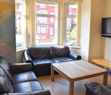 9 bedroom terraced house to rent - Photo 3