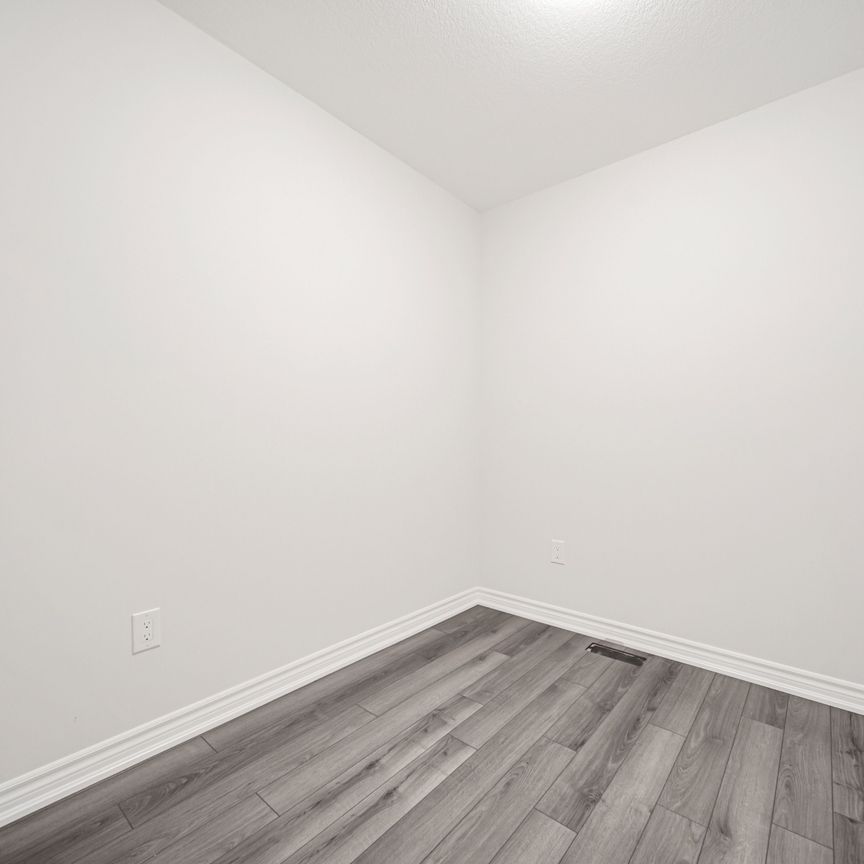 For Lease - 677 Park Road Unit# 124, Brantford, Ontario - Photo 1
