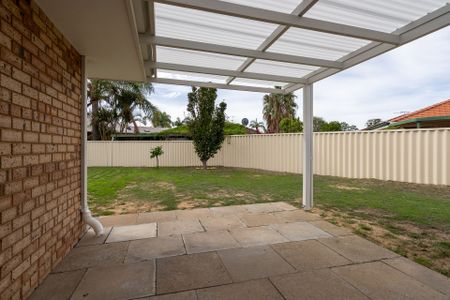 10 Illabrook Street, - Photo 2