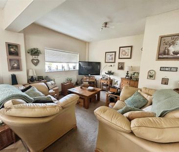2 bedroom - Photo 6