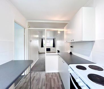 1 bedroom ground floor maisonette to rent - Photo 5