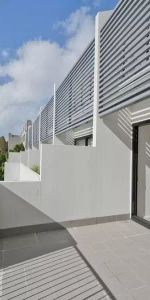 MGM MARTIN – ONE BEDROOM APARTMENT - Photo 3