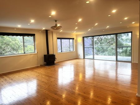 Waterfront reserve apartment TO APPLY ONLINE FOR A RENTAL FOLLOW THIS LINK t-app.com.au/rwb - Photo 2