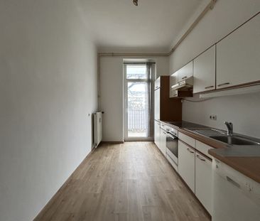 Charmante Altbauwohnung mit großzügigen Freiflächen - Photo 4