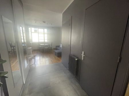 Location Appartement 2 pièces 56 m2 à Villeurbanne - Photo 2