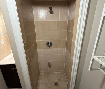 For Lease - 19 Westchester Road, Toronto, Ontario - Photo 5