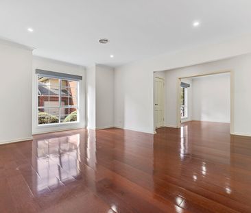 Elegant and spacious living in secure Jenin Gardens - Photo 1