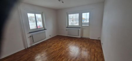 Västeråsvägen, Eskilstuna - Photo 2