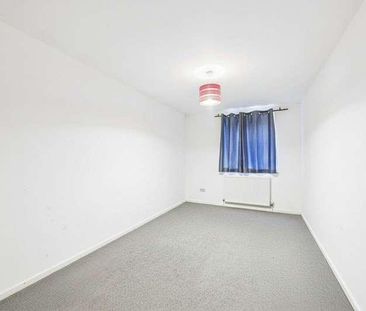 Cardinal House, Jubilee Hall Road, Farnborough, Hampshire, GU14 - Photo 2