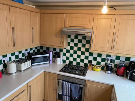 Room in a Shared Flat, Wayford Street, SW11 - Photo 2