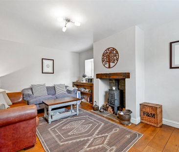 2 bedroom semi-detached house to rent - Photo 6