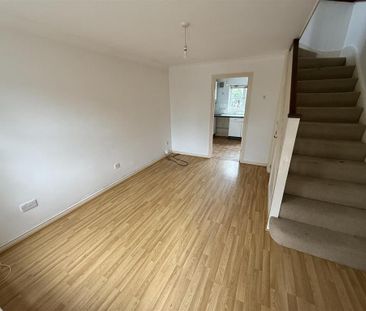 2 bedroom end of terrace house to rent - Photo 1