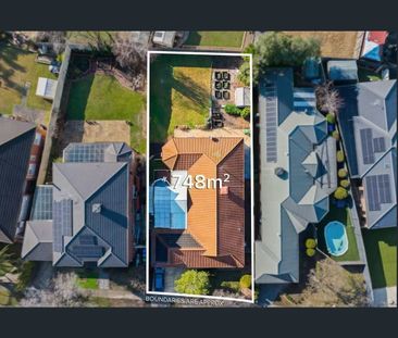 6 Hillrise Close, Narre Warren South, Vic 3805 - Photo 1