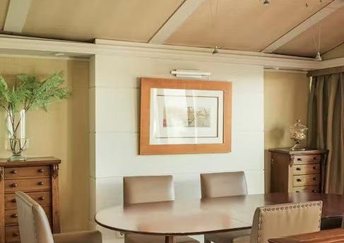 Calle de Rafael Calvo, Madrid, Community of Madrid 28010