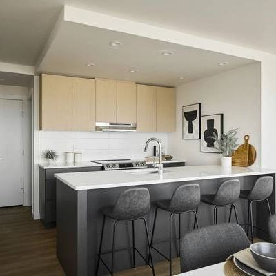 ** Pet-Friendly 1 Bed in the Hudson District ** - Photo 1