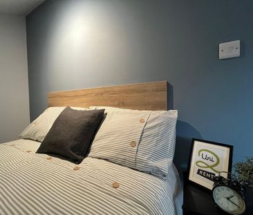 Room 2, Flat 13, Commercial Point, NG9 2NG, NOTTINGHAM - Photo 5