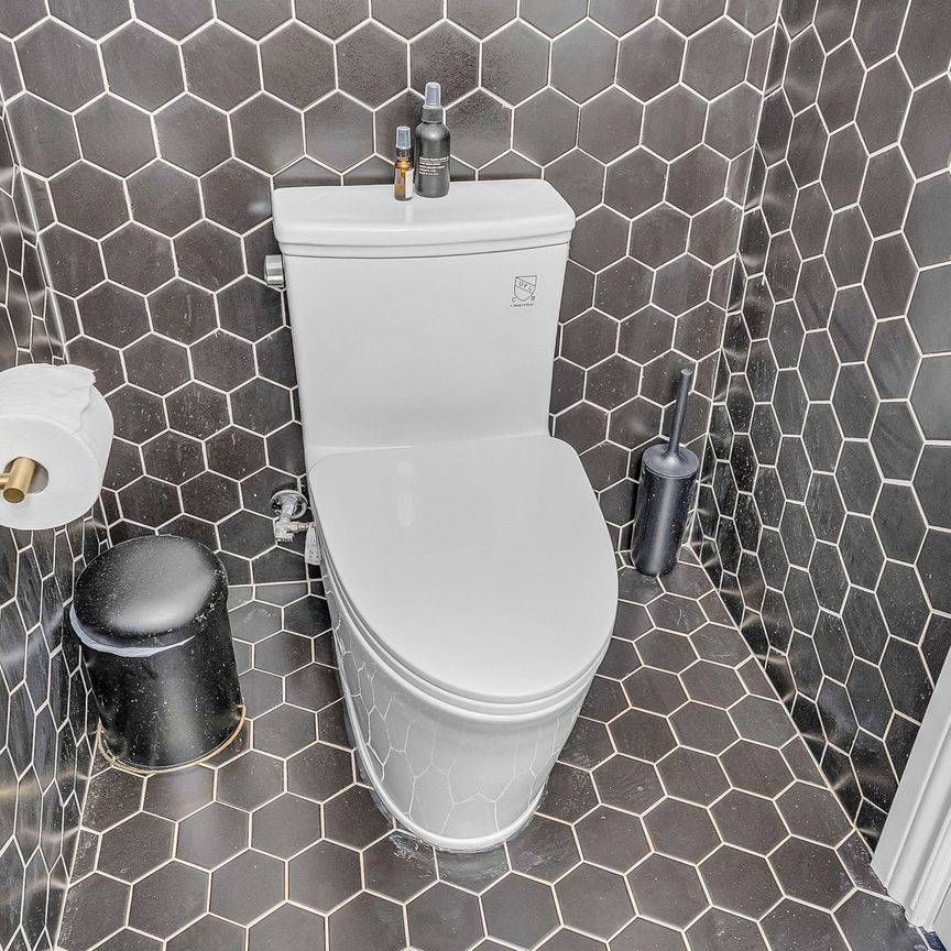 For Lease - 193 Perth Avenue, Toronto, Ontario - Photo 1