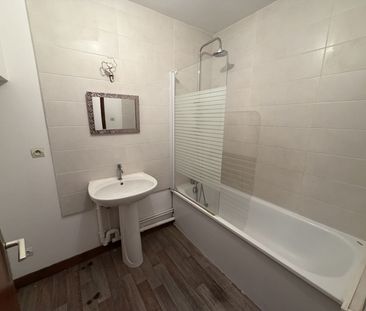 Location Appartement 4 pièces 56m² CHALAMONT 01320 - Photo 6