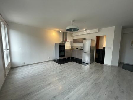 Location Appartement 2 pièces 44m² - Photo 2