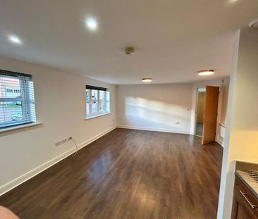 St Andrews Close, Wakefield - Photo 1