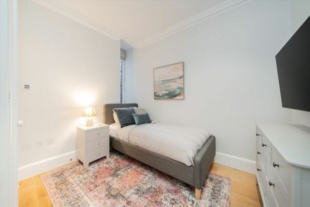 Cadogan Square, Chelsea, SW1X - Photo 4