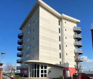 The Lantern Building, Davidson Close, SO45 - Photo 6